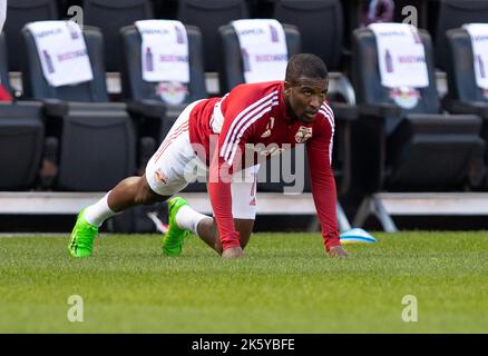 Harrison, NJ, USA, Ott 9th 2022 Elias Manoel (11 RBNY) riscaldamento durante la partita della Major League Soccer tra New York Red Bulls e Charlotte FC alla Red Bull Arena di Harrison, NJ (Georgia Soares/SPP) Credit: SPP Sport Press Photo. /Alamy Live News Foto Stock