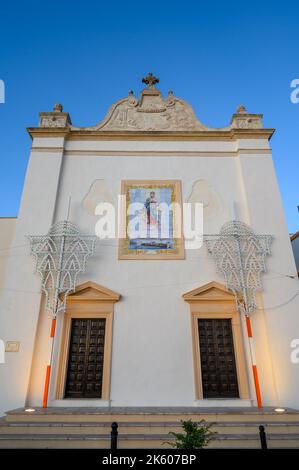 Facciata esterna della chiesa di Santa Maria degli Angeli (Chiesa di Santa Maria degli Angeli) nel centro storico di Gallipoli, Puglia, Italia. Foto Stock