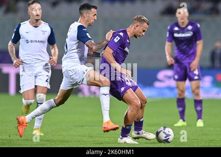 Stadio Artemio Franchi, Firenze, 10 ottobre 2022, Antonin Barak (ACF Fiorentina) e Matias Vecino (SS Lazio) durante ACF Fiorentina vs SS Foto Stock