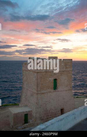 Wied iz-Zurriec, Grotta Azzurra, Isola di Malta, Mar Mediterraneo, Europa Foto Stock