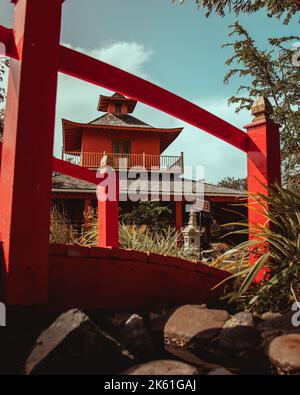 Puerto Rico giardino giapponese mini parco delizioso dojo in legno Foto Stock