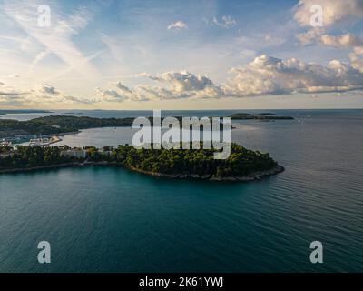 Croazia, Istria, vista aerea delle isole a Rovigno Foto Stock