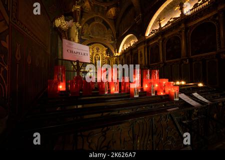 Interno dell'Abbaye Saint-Michel de Frigolet, Basilica dell'Immacolata Concezione, Tarascon, Provenza, Francia. Foto Stock