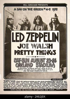 Un giorno sul verde - 1975 - LED ZEPPELIN - OAKLAND STADIUM CONCERTO POSTER - John Paul Jones, Jimmy Page, Robert Plant, John Bonham - anche in apparizione: Joe Walsh, Pretty Things Foto Stock