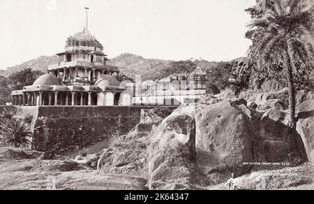 Tempio di Jain Monte Abou, Abu, India, sito religioso, Bourne e Shphers studio, fine 19th ° secolo. Foto Stock