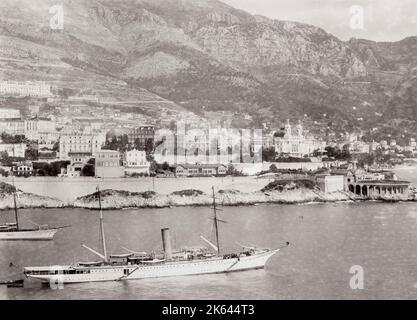 Fotografia d'epoca del XIX secolo: Vista generale di Monte Carlo, Monaco dal mare. Foto Stock