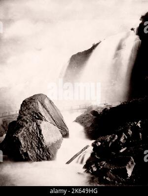 C. 1880 vintage fotografia - Nord America - Niagara Falls dal Canada, lato canadese Foto Stock