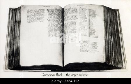 English Social History - The Domesday Book - il volume più grande. Un manoscritto del "Great Survey" di gran parte dell'Inghilterra e di parti del Galles completato nel 1086 per ordine di re Guglielmo il Conquistatore. Foto Stock
