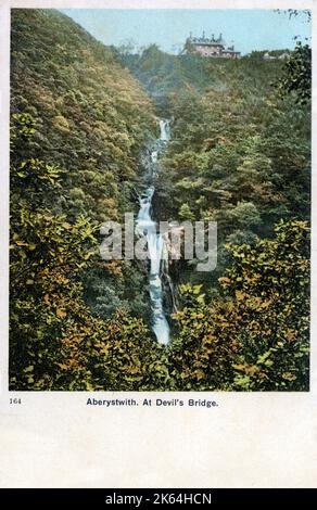 Aberystwyth, Galles - al devil's Bridge con l'Hafod Arms Hotel (sulla destra). Foto Stock