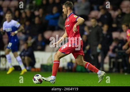 Wigan, Regno Unito. 11th ottobre 2022. Dominic Hyam of Blackburn Rovers (5) durante la partita del campionato Sky Bet tra Wigan Athletic e Blackburn Rovers al DW Stadium di Wigan martedì 11th ottobre 2022. (Credit: Mike Morese | MI News) Credit: MI News & Sport /Alamy Live News Foto Stock