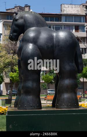 Il famoso Cavallo nero con la scultura di Bridle a Santiago, Cile Foto Stock