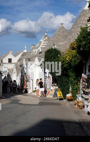 trulli si trova ad alberobello, puglia, italia meridionale Foto Stock