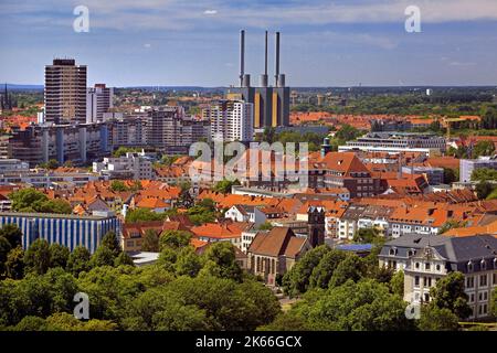 Vista della centrale termica ed elettrica Linden dalla torre del municipio, Germania, bassa Sassonia, Hannover Foto Stock