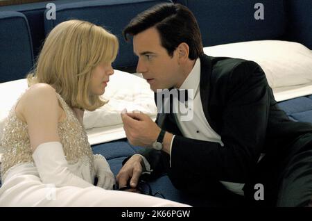 ZELLWEGER,MCGREGOR, giù con amore, 2003 Foto Stock