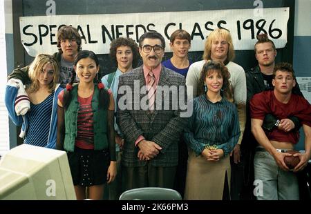 BRAATEN,LABEOUF,OLSEN,RICHARDSON,HENSON,REDMANN,KRUSIEC,LEVY,OTERI,SCOTT, DUMB E DUMBERER: QUANDO HARRY INCONTRÒ LLOYD, 2003 Foto Stock