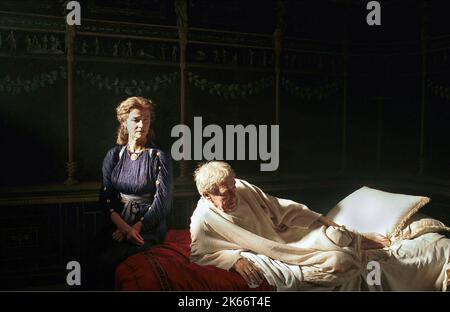 CHARLOTTE RAMPLING, Peter O'Toole, IMPERIUM: Augusto, 2003 Foto Stock