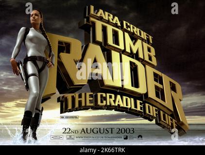 ANGELINA JOLIE POSTER, LARA CROFT TOMB RAIDER: LA CULLA DELLA VITA, 2003 Foto Stock