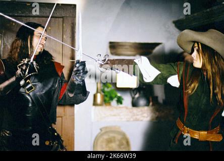 PIRAE, AMY, LE FEMME MUSKETEER, 2003 Foto Stock