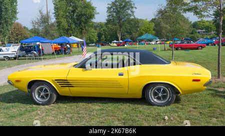 FRANKENMUTH, MI/USA - 5 SETTEMBRE 2014: Un'auto Dodge Challenger 1972, Frankenmuth Auto Fest, Heritage Park. Foto Stock