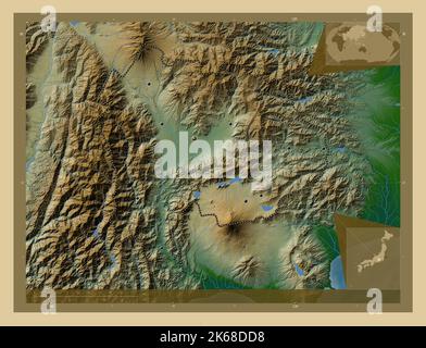 Yamanashi, prefettura del Giappone. Mappa di altitudine colorata con laghi e fiumi. Posizioni delle principali città della regione. Mappe delle posizioni ausiliarie degli angoli Foto Stock
