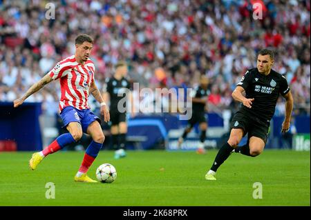 Madrid, Spagna. 12th Ott 2022. Jose Maria Gimenez di Atletico de Madrid durante la partita della UEFA Champions League, il gruppo B tra Atletico de Madrid e il Club Brugge KV si è giocato allo Stadio Civitas Metropolitano il 12 ottobre 2022 a Madrid, Spagna. (Foto di Juan Barbosa/PRESSIN) Credit: PRESSINPHOTO SPORTS AGENCY/Alamy Live News Foto Stock