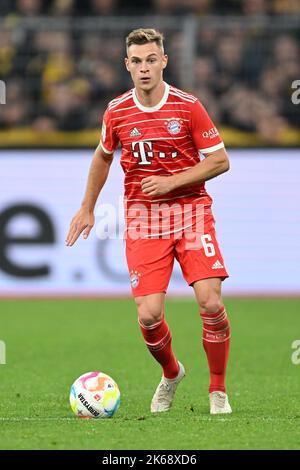 Napoli, Italia. 12th Ott 2022. DORTMUND - Joshua Kimmich del Bayern Monaco durante la partita della Bundesliga tra Borussia Dortmund e il Bayern Monaco al parco Signal Iduna il 8 ottobre 2022 a Dortmund, Germania. ANP | Dutch Height | GERRIT DA COLONIA Credit: ANP/Alamy Live News Foto Stock