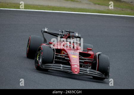 Singapore, Singapore. 08th Ott 2022. 8th ottobre 2022, circuito di Marina Bay Street, Singapore, FORMULA 1 SINGAPORE AIRLINES GRAN PREMIO DI SINGAPORE 2022, nella foto Charles Leclerc (MCO), Scuderia Ferrari Credit: dpa/Alamy Live News Foto Stock