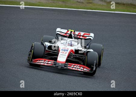 Singapore, Singapore. 08th Ott 2022. 8th ottobre 2022, circuito di Marina Bay Street, Singapore, FORMULA 1 SINGAPORE AIRLINES GRAN PREMIO DI SINGAPORE 2022, nella foto Mick Schumacher (DEU), Haas F1 Team Credit: dpa/Alamy Live News Foto Stock