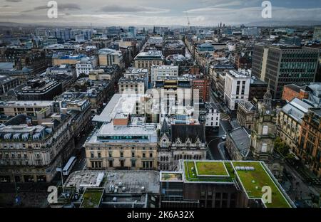 Il centro della città di Glasgow dall'alto - vista aerea Foto Stock