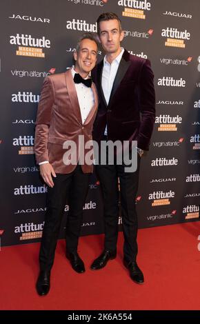 Londra, Regno Unito. 12th Ott 2022. Ben Thompson e ospite partecipano ai Virgin Attitude Awards alla Roundhouse, Londra, Inghilterra Credit: S.A.M./Alamy Live News Foto Stock