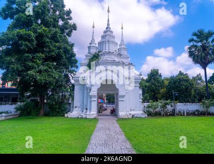 Tempio buddista di Wat Suan Dok a Chiang mai, nel nord della Thailandia Foto Stock