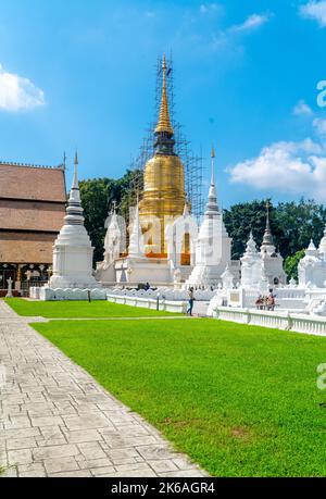 Tempio buddista di Wat Suan Dok a Chiang mai, nel nord della Thailandia Foto Stock