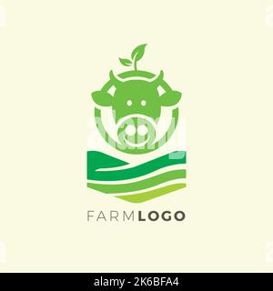 Farm Logo Design semplice e unico. mucca di combinazione e campo Illustrazione Vettoriale