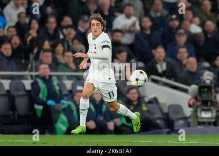 White Hart Lane, Regno Unito. 12th Set, 2022. Bryan Gil (11) di Tottenham Hotspur durante la partita della UEFA Champions League tra Tottenham Hotspur e Eintracht Francoforte al Tottenham Hotspur Stadium, White Hart Lane, Inghilterra il 12 ottobre 2022. Foto di David Horn. Credit: Prime Media Images/Alamy Live News Foto Stock