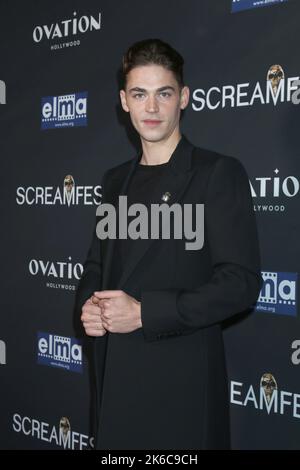 Hero Fiennes-Tiffin al The Loneliest Boy in the World al TCL Chinese Theater 6 il 12 ottobre 2022 a Los Angeles, CA (Photo by Katrina Jordan/Sipa USA) Foto Stock