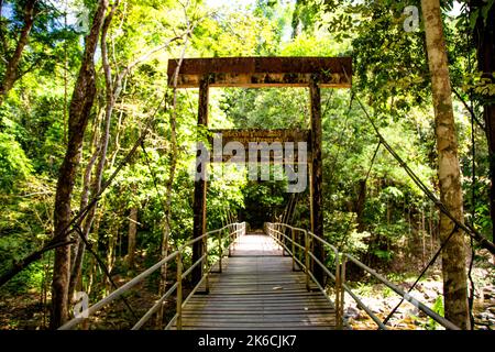 Cascata Nampok Lampee a Phang nga, Thailandia Foto Stock