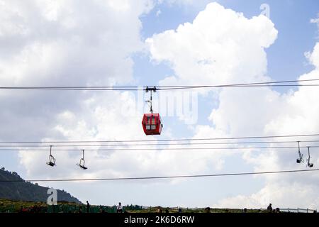 Funivia di ropeway, Gondola di Gulmarg, Jammu e Kashmir, territorio di Unione dell'India è una funivia ad alta quota Foto Stock