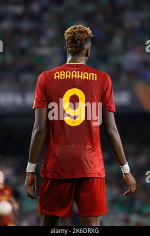 Siviglia, Spagna. 1st Ott 2022. Tammy Abraham (9) di Roma visto durante la partita della UEFA Europa League tra Real Betis e Roma all'Estadio Benito Villamarin di Siviglia. (Photo Credit: Gonzales Photo/Alamy Live News Foto Stock