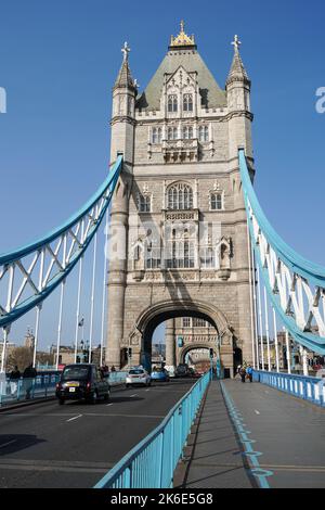 The Tower Bridge in London, England United Kingdom UK Foto Stock