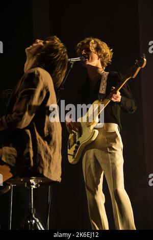 I pacchi della pop band australiana che concludono il loro tour europeo all'UFO - Velodrom di Berlino Foto Stock