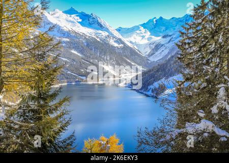 Lago Durlassboden in austria, tra Zillertal, tirolo e Salzburger Foto Stock