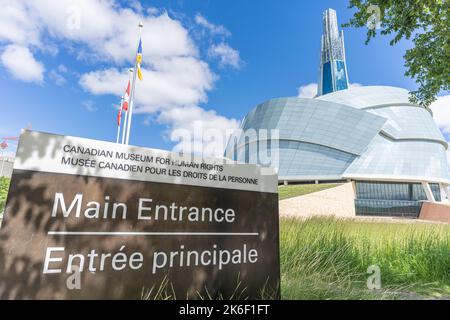 6 2022 agosto - Winnipeg Manitoba Canada - il museo del complesso dei diritti umani Foto Stock