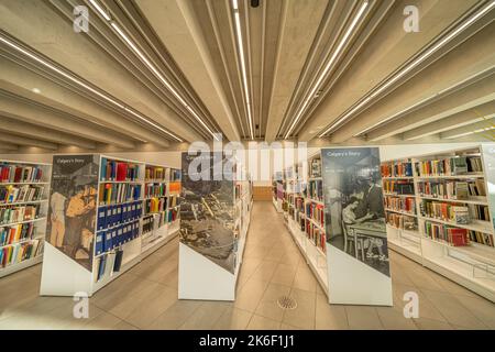 7 2022 ottobre - Calgary, Alberta - interno della nuova Calgary Central Library Foto Stock