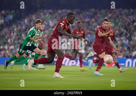 Siviglia, Spagna. 1st Ott 2022. Mady Camara (20) di Roma visto durante la partita della UEFA Europa League tra Real Betis e Roma all'Estadio Benito Villamarin di Siviglia. (Photo Credit: Gonzales Photo/Alamy Live News Foto Stock
