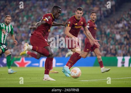Siviglia, Spagna. 1st Ott 2022. Mady Camara (20) di Roma visto durante la partita della UEFA Europa League tra Real Betis e Roma all'Estadio Benito Villamarin di Siviglia. (Photo Credit: Gonzales Photo/Alamy Live News Foto Stock