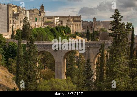 Ponte Acquedotto a Gravina in Puglia Foto Stock