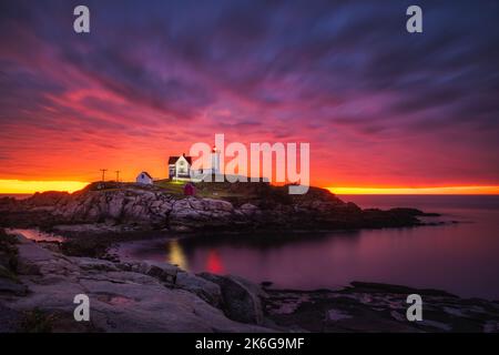 Faro di Nubble Alba Foto Stock