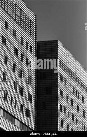 Dettaglio esterno del nuovo Royal London Hospital, East London, Regno Unito Foto Stock