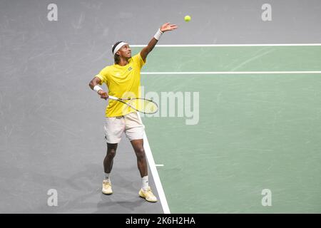 Mikael Ymer (Svezia) contro l'Italia. Finali della Coppa Davis, Gruppo A (Bologna) Foto Stock