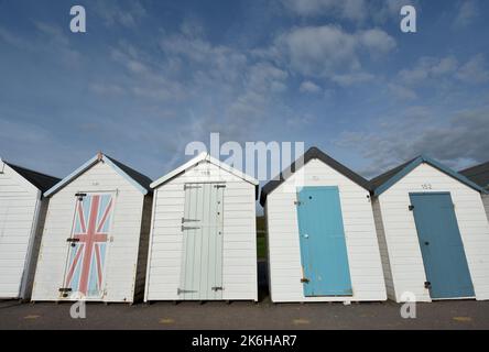 Capanne sulla spiaggia a Paignton Devon Regno Unito Foto Stock